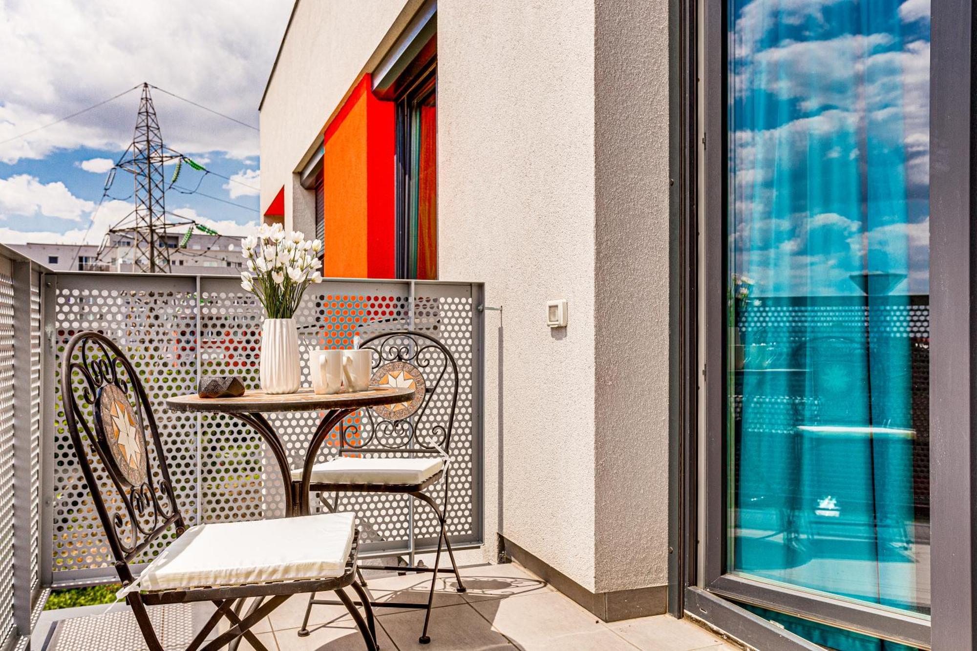 Ari Olive Apartment Near Atrium & Afi Mall Arad Ngoại thất bức ảnh